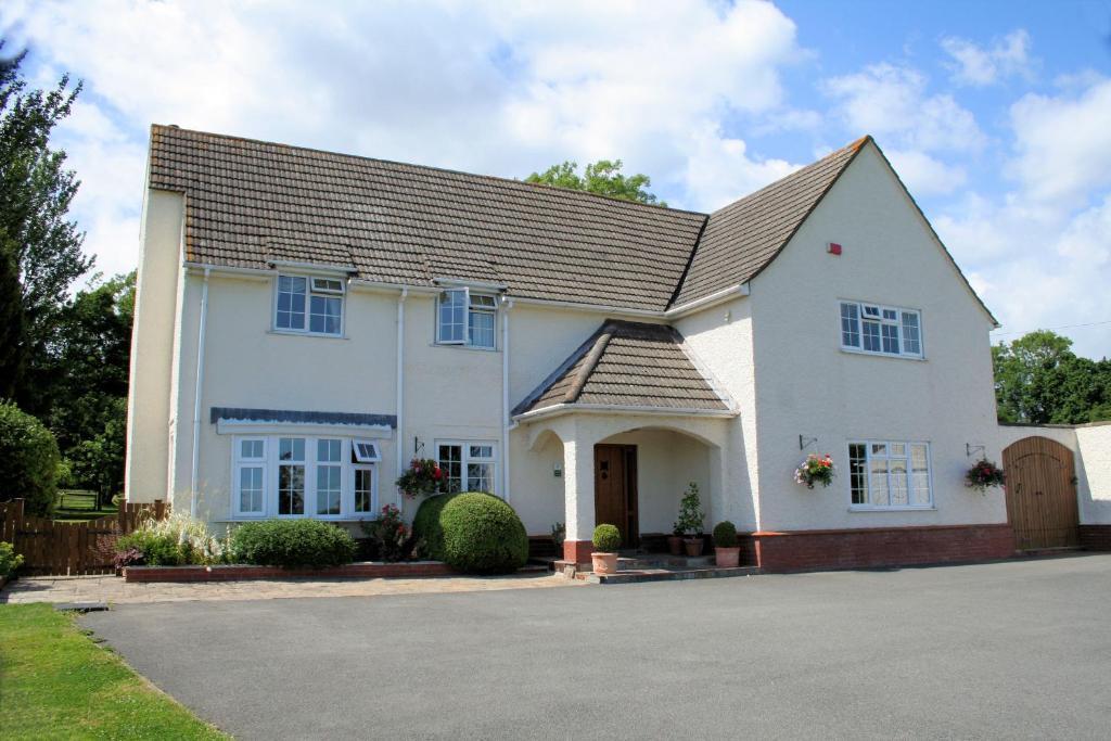 Hazel Court Guest House Newport  Zewnętrze zdjęcie