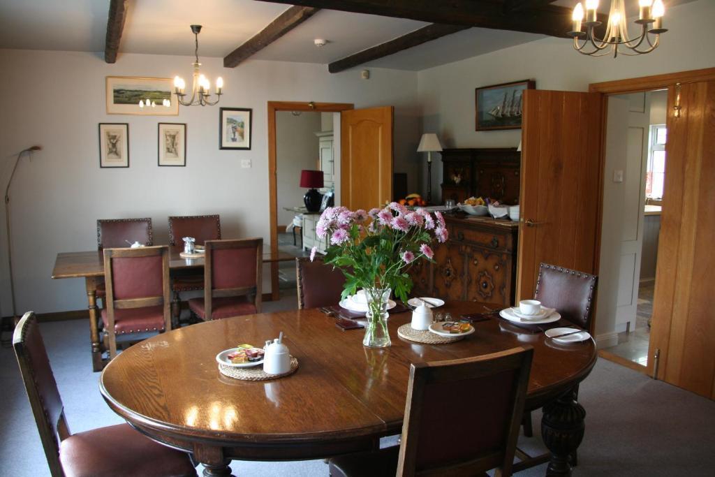 Hazel Court Guest House Newport  Zewnętrze zdjęcie